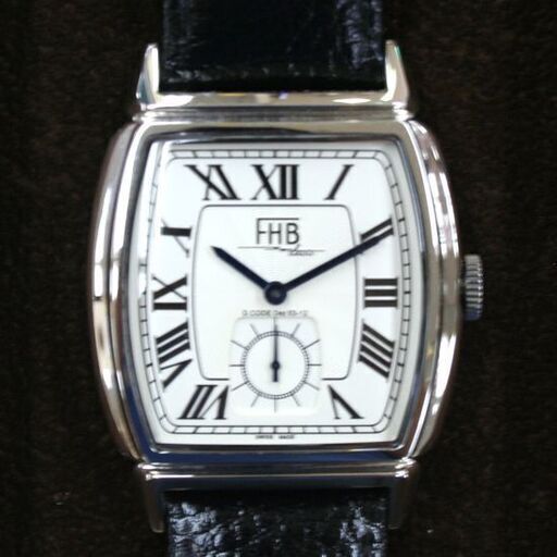 美品 FHB Classic LEO トノー型腕時計 F903-SWR-BK 2針＋スモセコ