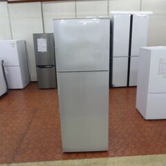 ID 144897 冷蔵庫2ドア　シャープ　225L　製氷BOX無し　２０１６年製　SJ-23A-S
