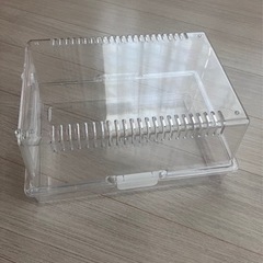 爬虫類ケージの画像