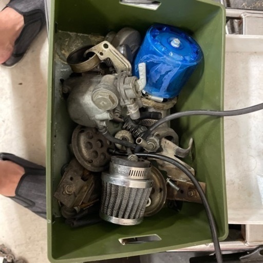 スーパーカブパーツ　キャブレター　キーシリンダー　メーター