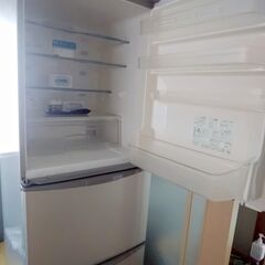 土日引き取り限定　SHAPP冷蔵庫　左右両開き　345ℓ　SJ-WA35KS　先日まで現役　2006年製の画像