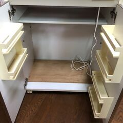 レンジ台！キャスター付きです。リサイクル品です。の画像