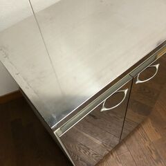 レンジ台！キャスター付きです。リサイクル品です。の画像