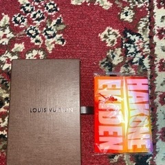 LOUIS VUITTON