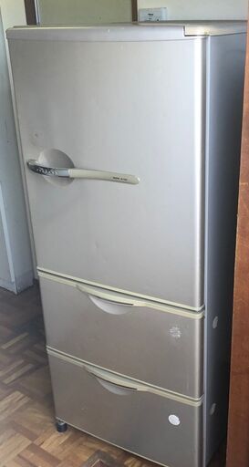 サンヨー　255L　冷蔵庫　SR-T26G　クリーニング済