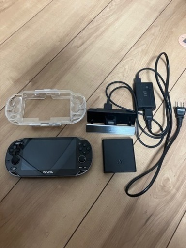 PS vita PCH-1100  PORTABLE CHARGER付