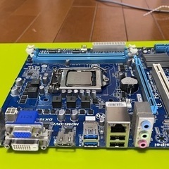 マザーボード　GA-H61M-USB3-B3 おまけ「Core i3 2100 3.1GHz」と冷却ファンの画像