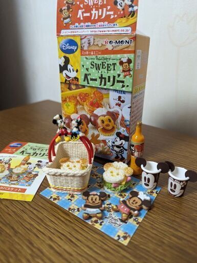 ディズニー　SWEETベーカリー　６番【中古品】