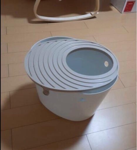 美品キャットタワー＆トイレ セット（お取引場所は吹田or堺 新金岡駅近辺）