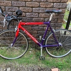 ロードバイク　キヤノンデールR700