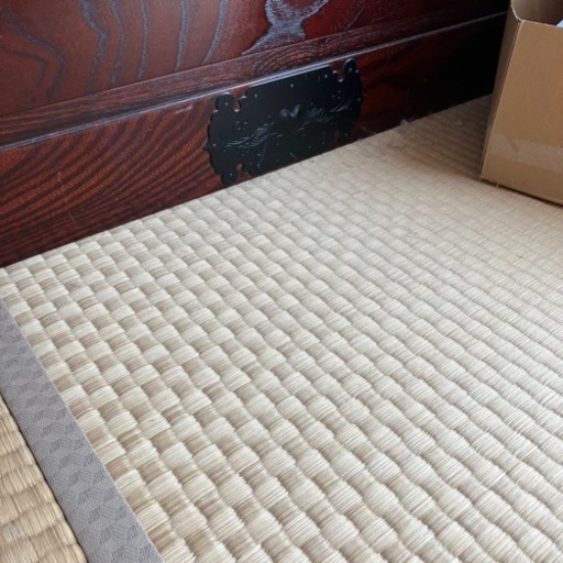 中古畳（市松模様デザイン）８枚