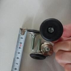 家具の脚等に取り付ける物？の画像