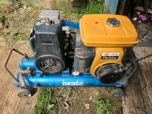 岩田　エンジンコンプレッサー　ロビンエンジンEY20
