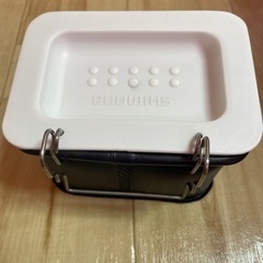 SHIMANO エサ入れ　美品の画像