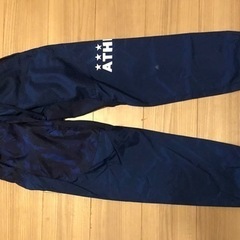 【受付再開しました】ATHLETA  トレーニングウェア150cm上下の画像