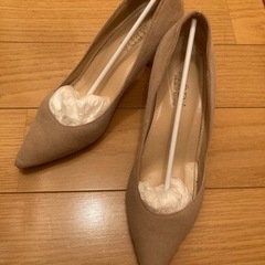 MEDA ベージュパンプス