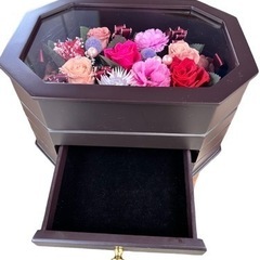 NO.837 《お値下げ中!!》オルゴールフラワーボックス プリザーブドフラワー 1〜2個の画像