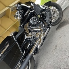 ストリートグライド　flhx 値下げの画像