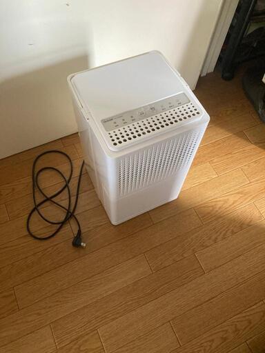 トヨトミ　コンプレッサー式除湿機