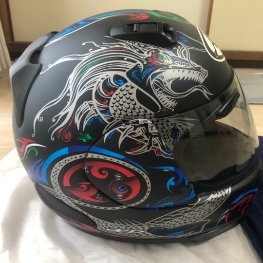 【〆 8/25】ヘルメット(中古品) Arai 龍　フルフェイス/61.62cm