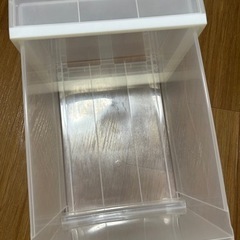 【8/18お譲り予定】無印　衣装ケースの画像