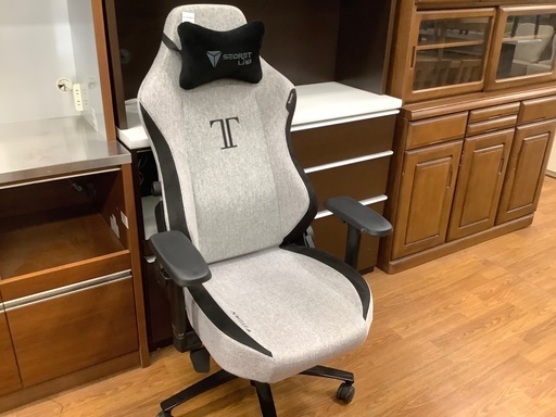 ゲーミングチェア　SECRETLAB TAITAN EVO ご紹介します！