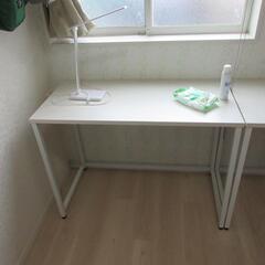譲ります！パソコンデスク　使用年数少なめでわりと綺麗です。の画像