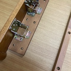 【早い者勝ち 机（折り畳み式）をお譲りします】※19日迄の引取りで半額対応致します！の画像