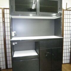 R601食器棚 大川家具 レンジボード オセロ 幅117 ブラックパール ホワイトパール 黒 白  日本製Used・美品