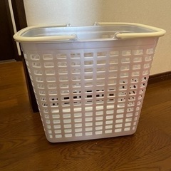 洗濯かご　バスケット ①