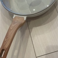 新品未使用 CAROTE フライパン蓋付き 28㎝