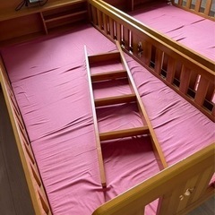 《引き取り者決まりました。》2段ベッド値引き可　代理出品(孫が使...