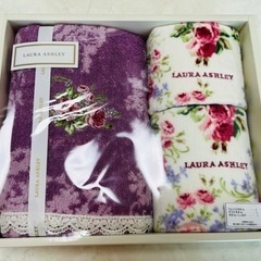 【お譲り決定】タオル♡LAURA ASHLEY♡ローラアシュレイ