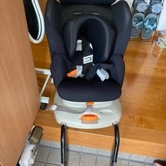 アップリカ チャイルドシート イージーターン