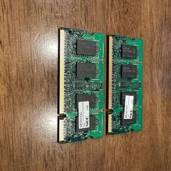 【引渡者決定】【ジャンク扱い】ノート用メモリ PC2-5300 512MB×２の画像