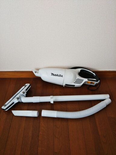 マキタ　充電式クリーナー　CL140FD　14.4V