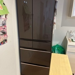 日立冷蔵庫　602L