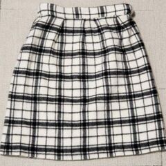 チェックスカート