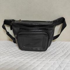 ウエストポーチ