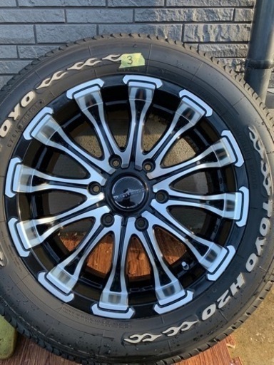 ハイエース　17インチアルミホイール　ロクサーニバトルシップ