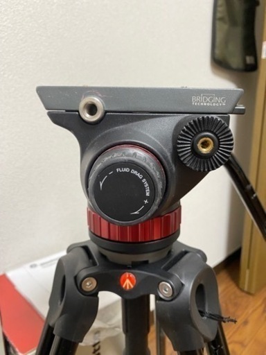 Manfrotto マンフロット ビデオ三脚 (MVT502AM + MVH502AH) ビデオ雲台