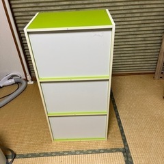 グリーンカラーボックス