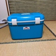 クーラーボックスの画像