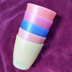 IKEA プラスチックコップ5個セット