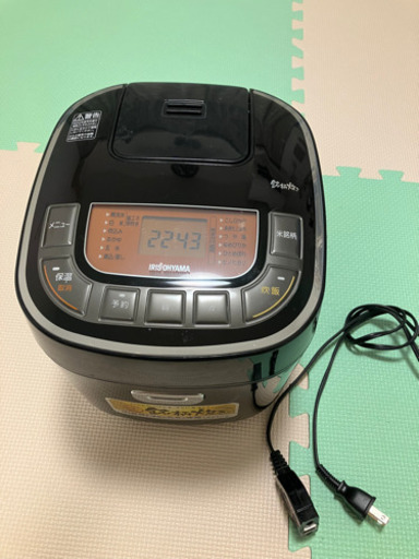 アイリスオーヤマ　炊飯器　2019年製