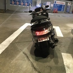 グランドマジェスティ250の画像