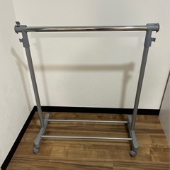 伸縮ハンガーラック×2【8月20日まで】の画像