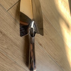 今すぐ土いじりしたい方！じょうろとスコップセットの画像