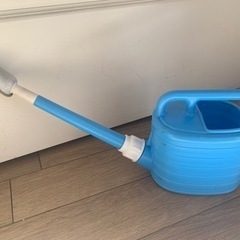 今すぐ土いじりしたい方！じょうろとスコップセットの画像