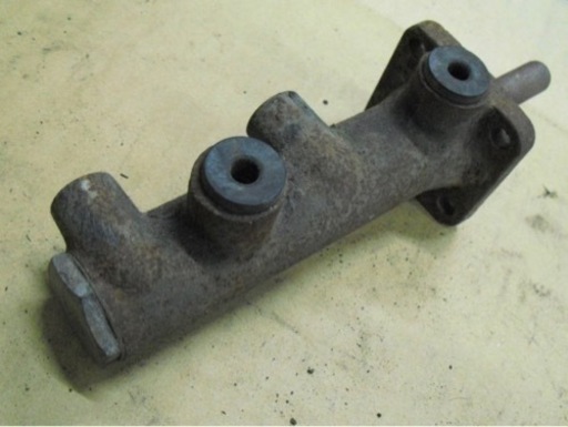 PANTERA マスターシリンダー